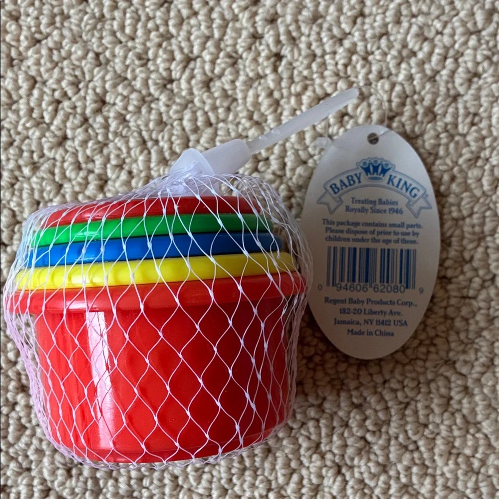 Colorful Stacking Cups - Picture 3 of 4